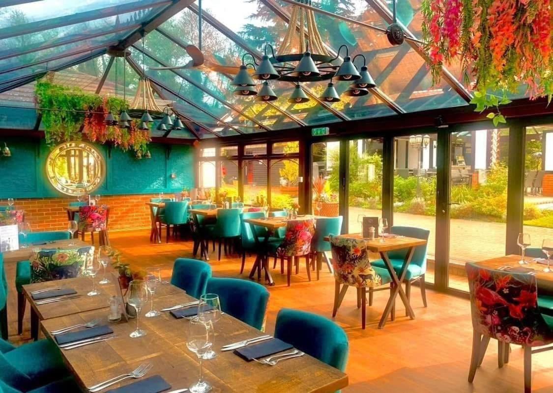 The Stanwick Hotel Ngoại thất bức ảnh